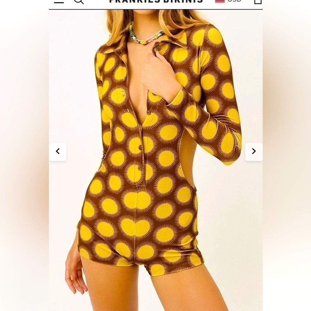 Frankie’s Bikinis Holden long sleeve side cut out funky Romper size XS